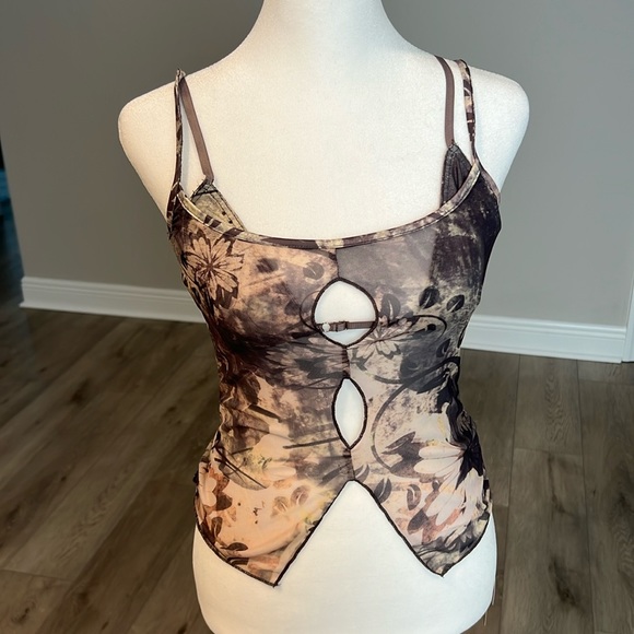 Tiger Mist Tops - NWT - Tiger Mist - Two Piece Top